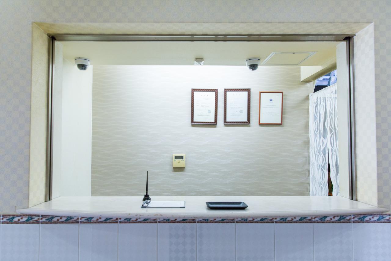 Uehonmachi Plaza Hotel (Adults Only) Osaka Eksteriør billede