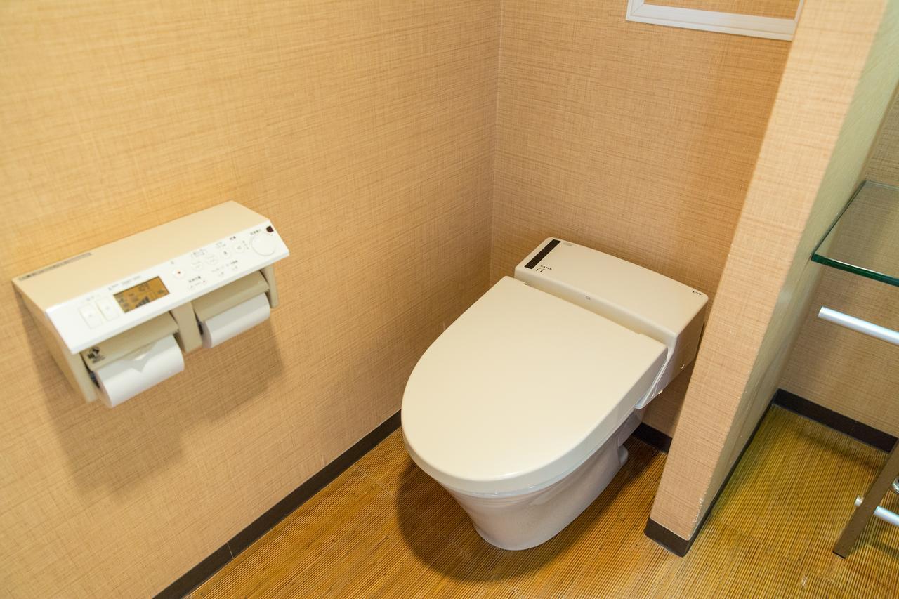 Uehonmachi Plaza Hotel (Adults Only) Osaka Eksteriør billede