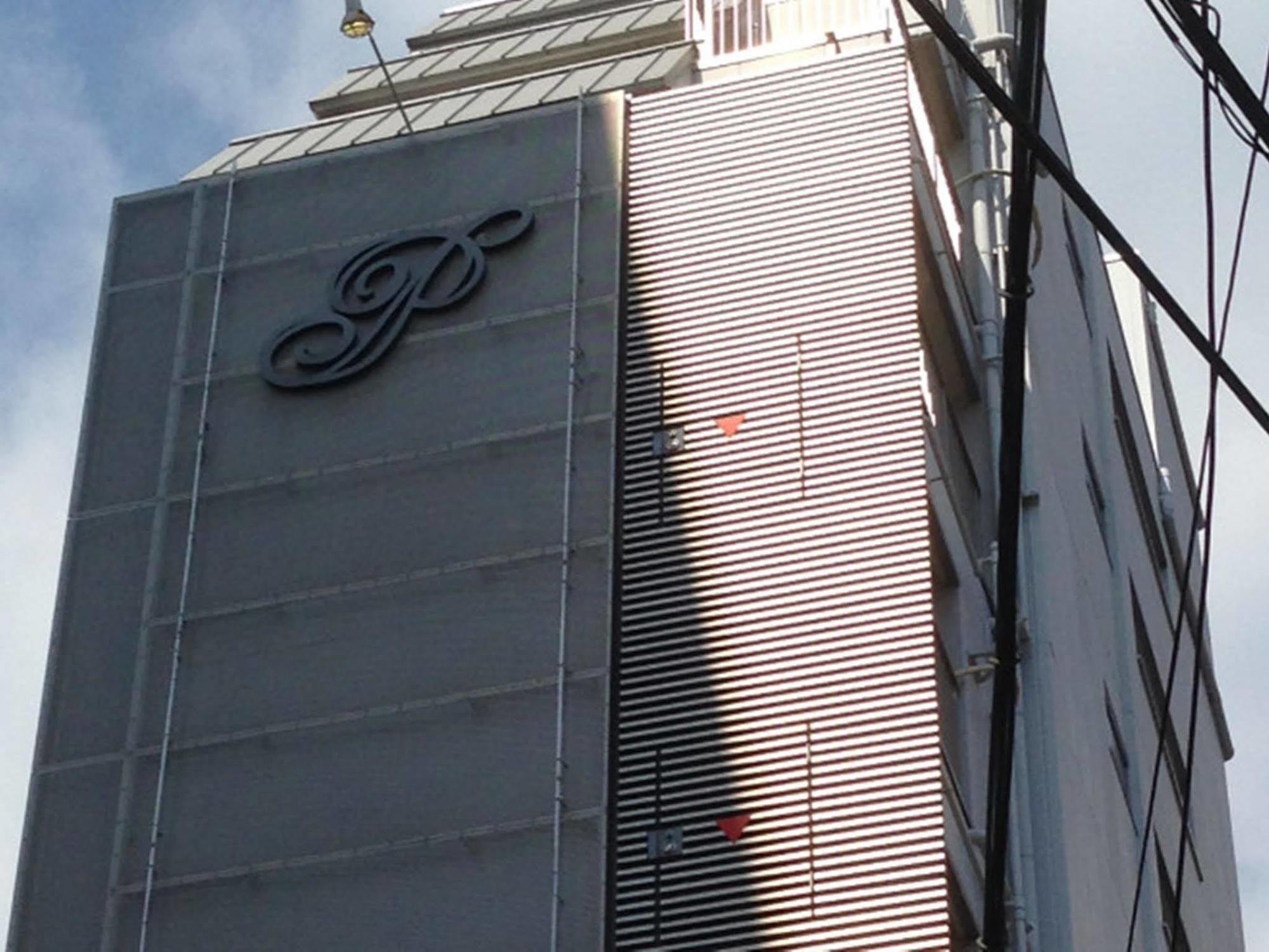 Uehonmachi Plaza Hotel (Adults Only) Osaka Eksteriør billede
