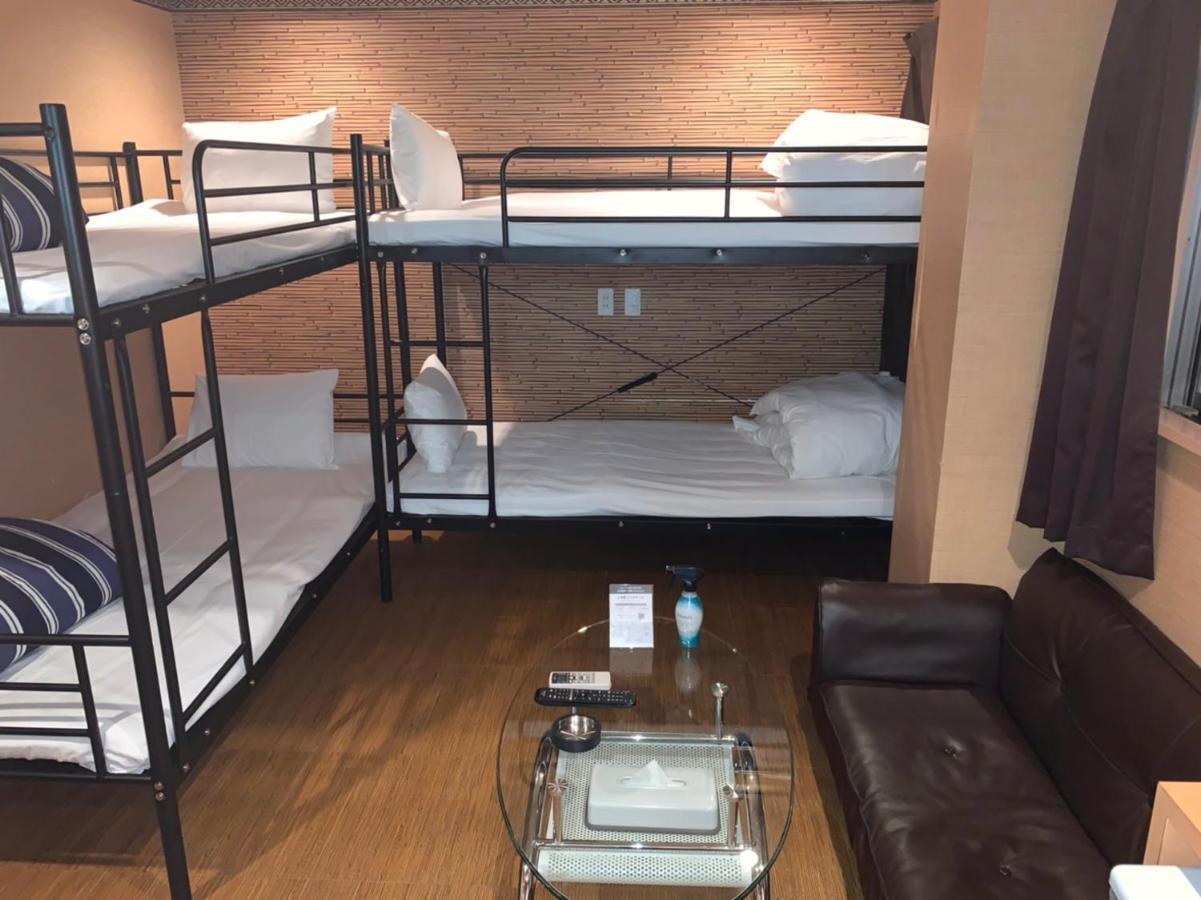 Uehonmachi Plaza Hotel (Adults Only) Osaka Eksteriør billede