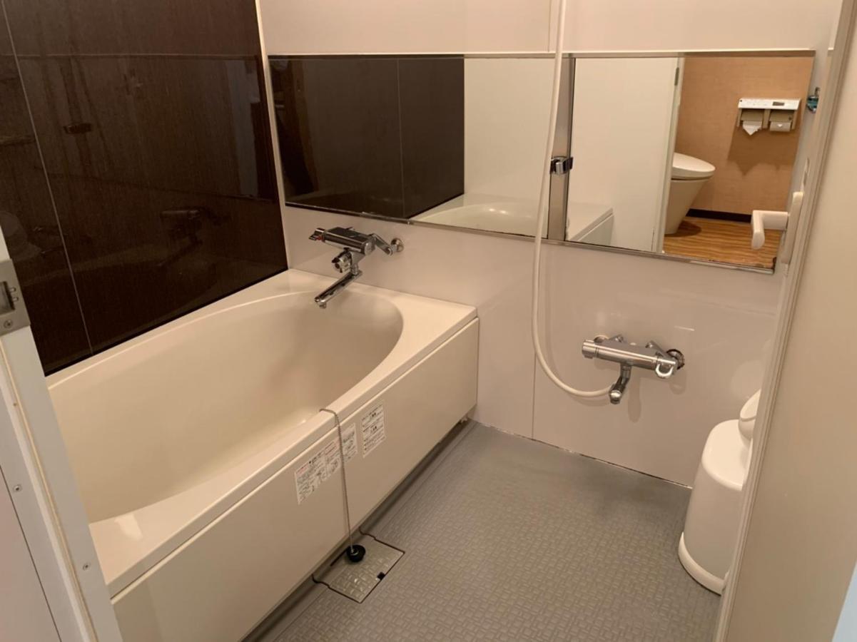 Uehonmachi Plaza Hotel (Adults Only) Osaka Eksteriør billede